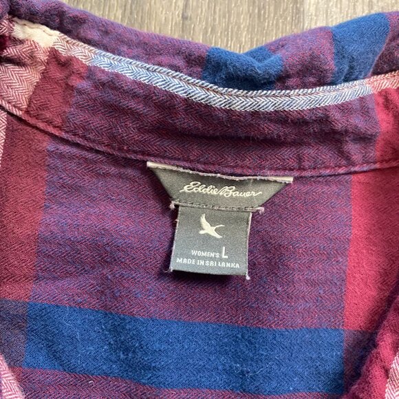 Eddie Bauer Blue Red Plaid Button Down Shirt Women's Size Large - Picture 2 of 6